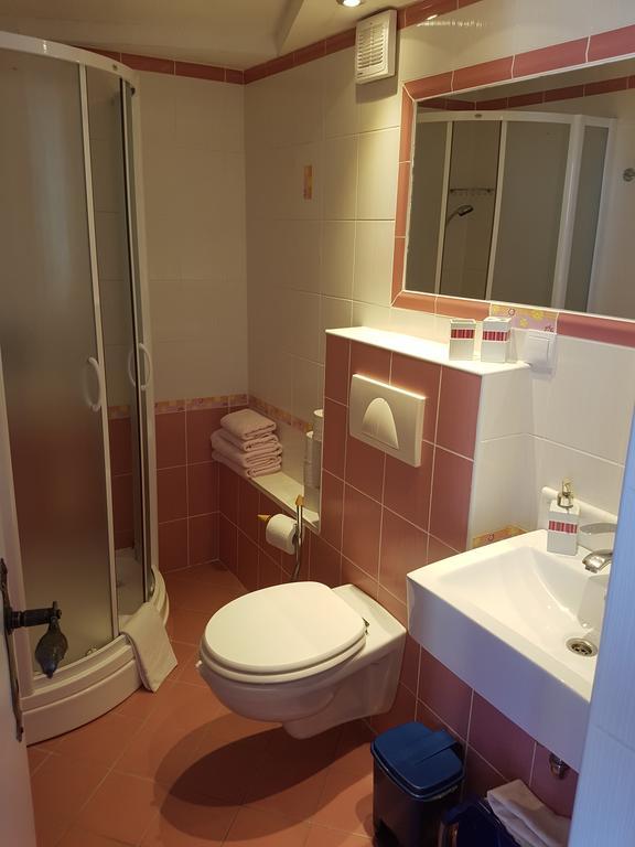 Apartments Mirela Gradac  Luaran gambar