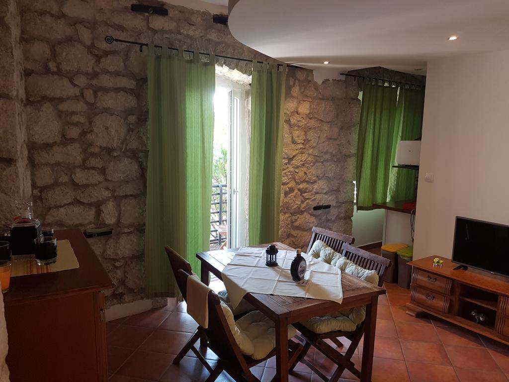 Apartments Mirela Gradac  Luaran gambar